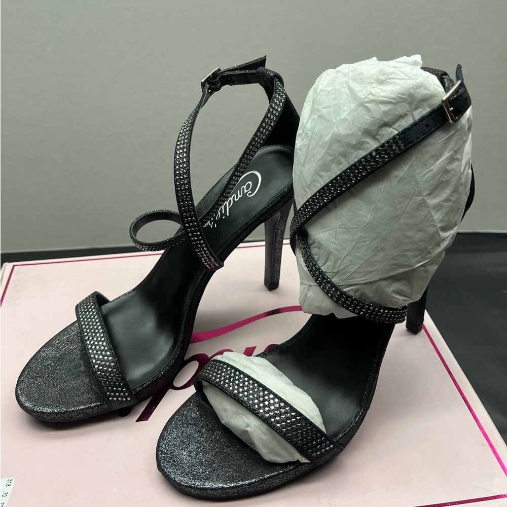 Candie’s dress shoes - Brand new in box - Size 6.5 - Picture 4 of 5
